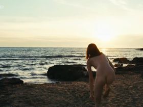 Natalia Belitski nude - Mein vergessenes Leben (2015)