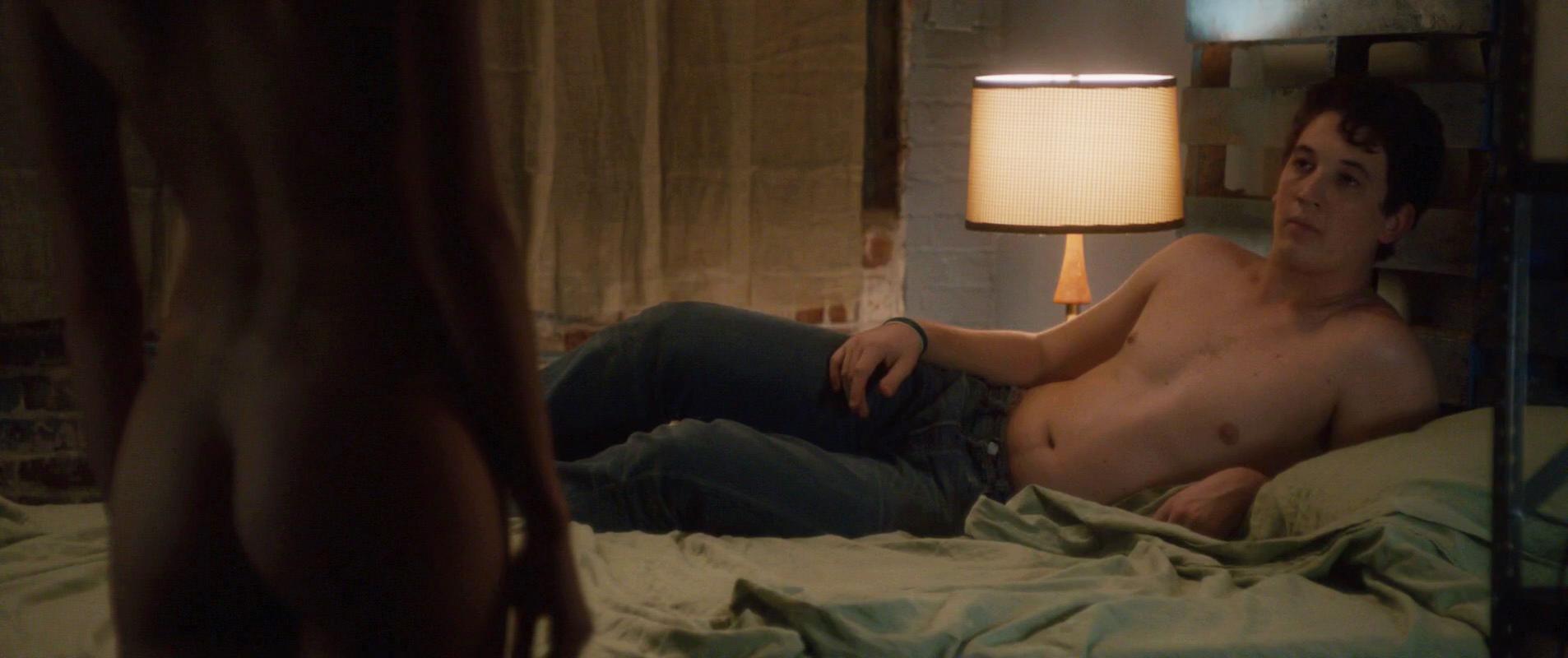 Analeigh Tipton nude - Two Night Stand (2014)