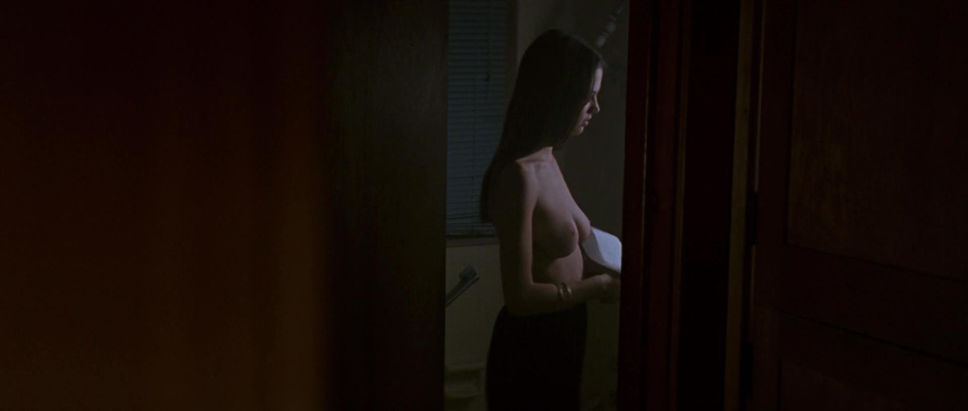 Asia Argento nude, Laura Johnson nude - Trauma (1993)