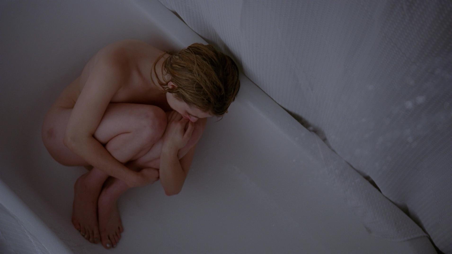 Emma Roberts sexy - American Horror Story s03e01-02 (2013)