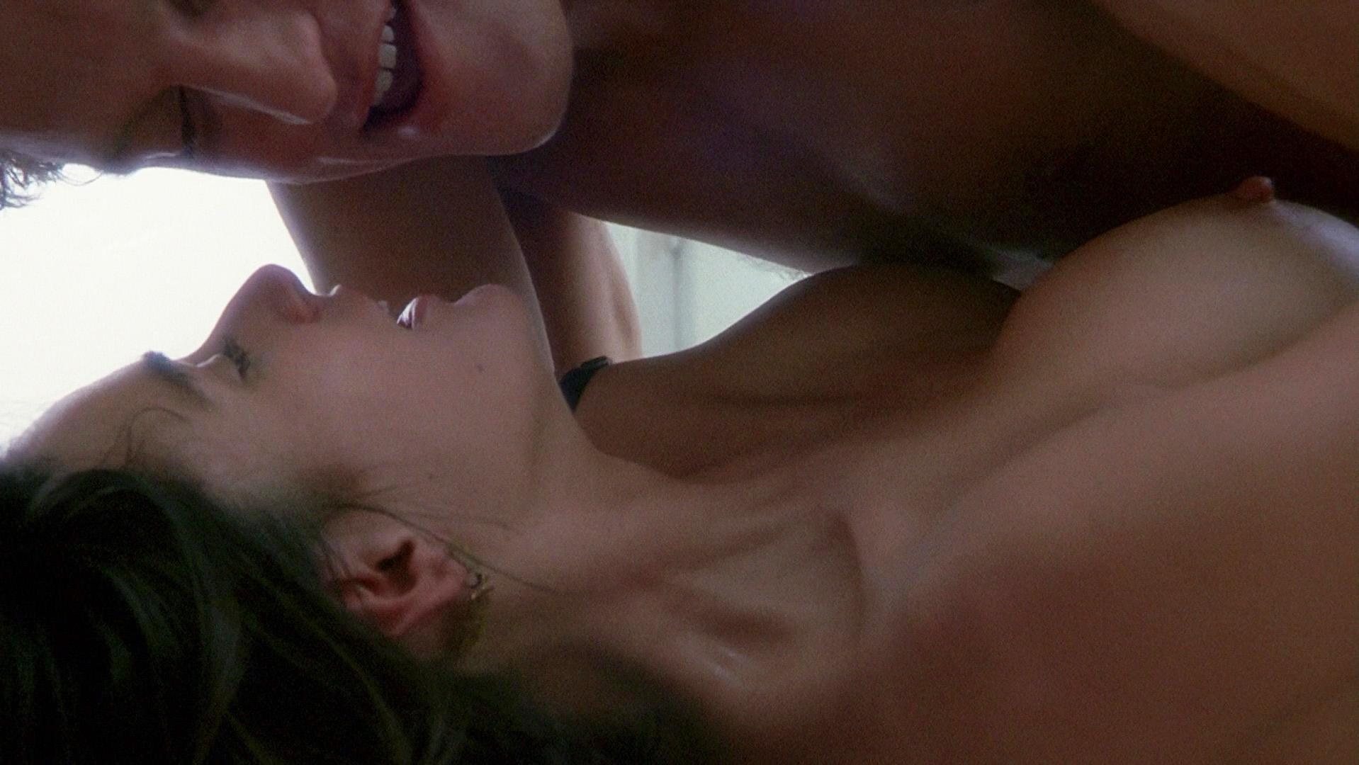 Demi Moore nude - Indecent Proposal (1993)