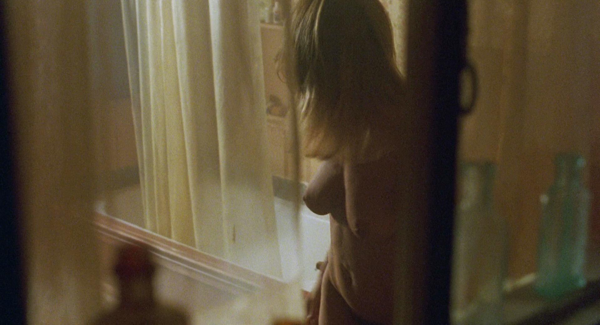 Rosanna Arquette nude - Nowhere to Run (1993)