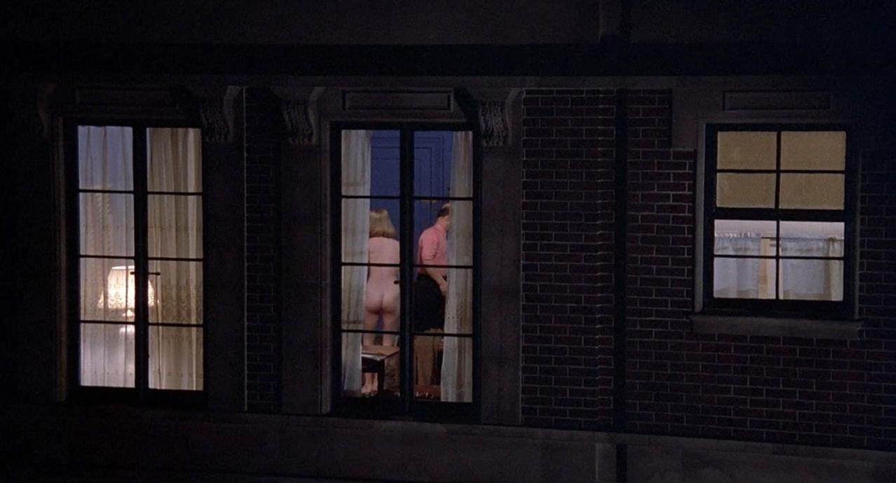 Meryl Streep nude - Still of the Night (1982)