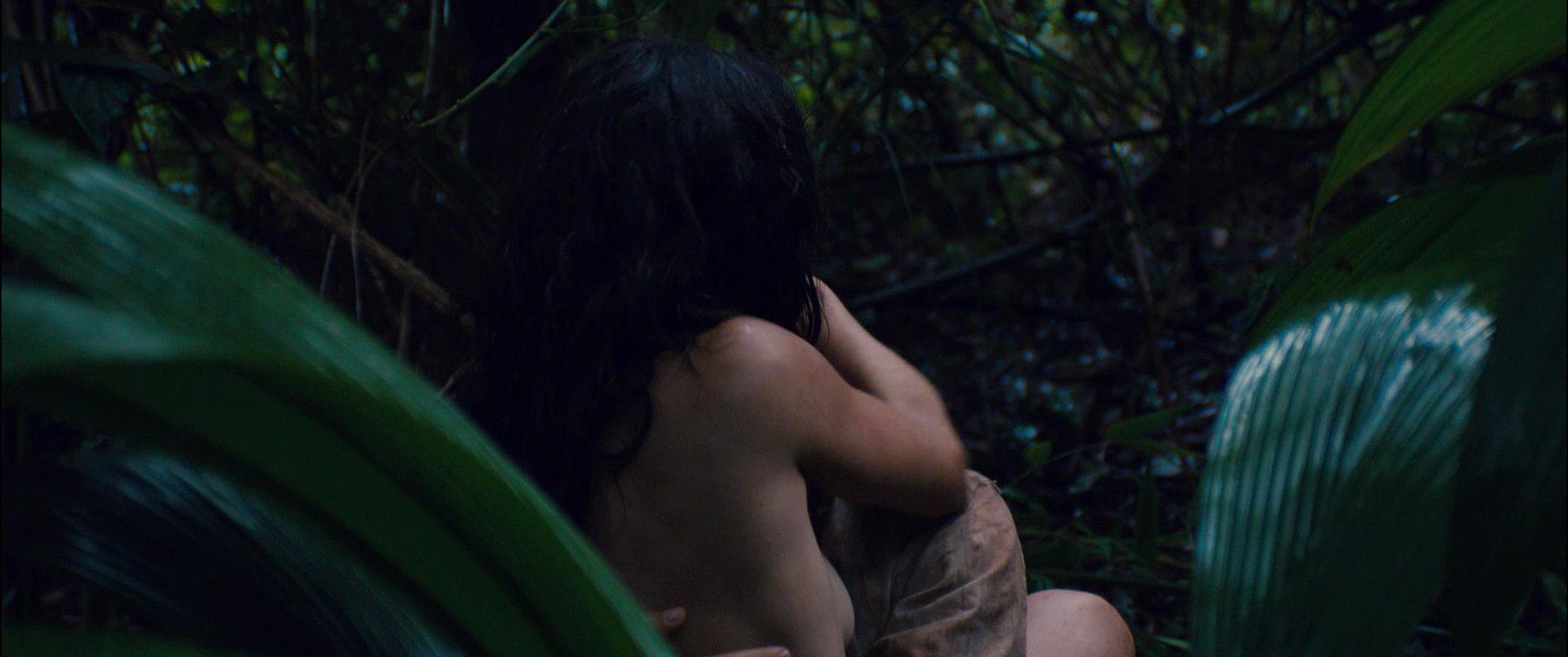 Alice Braga sexy - El Ardor (2014)