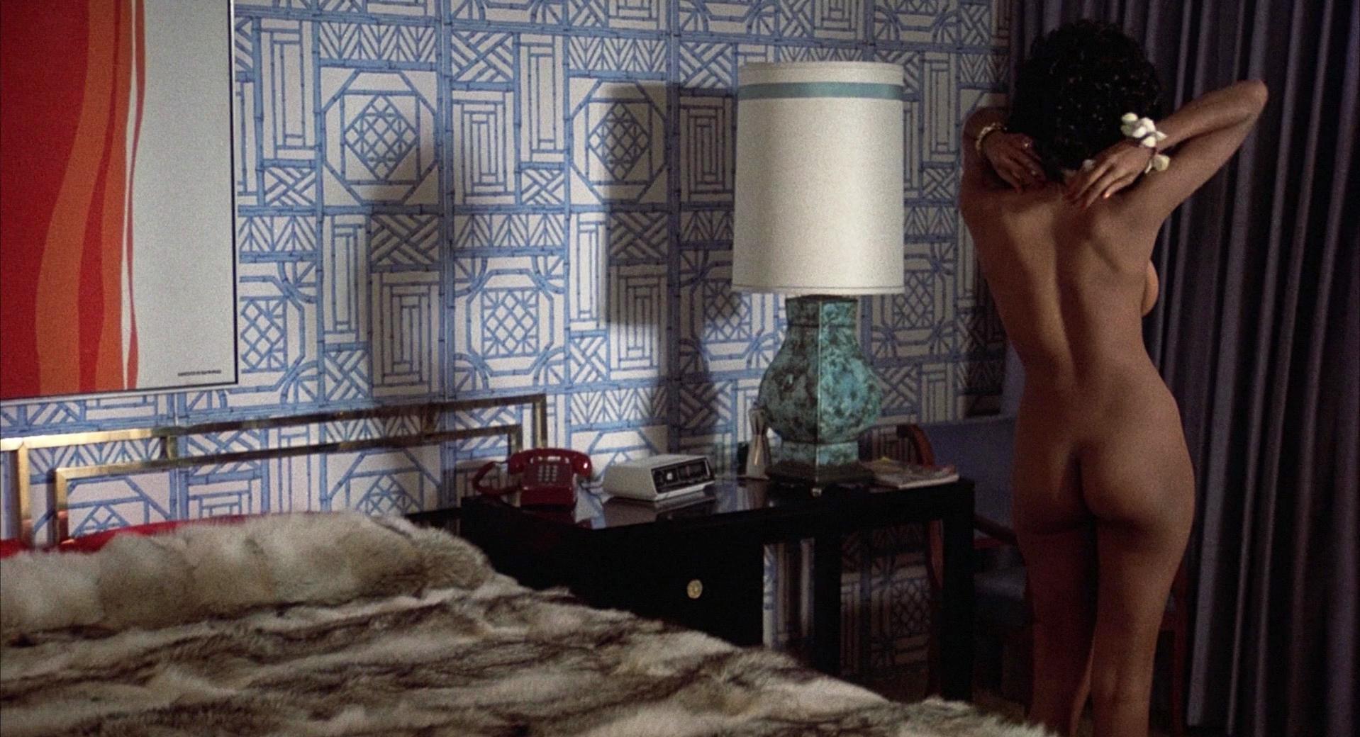 Pam Grier nude - Coffy (1973)