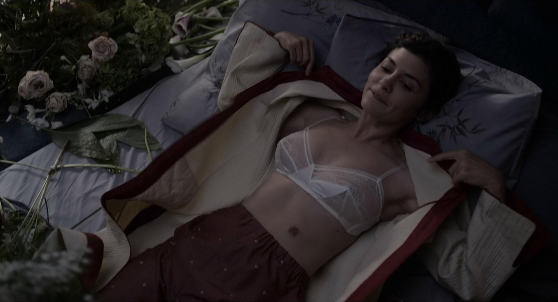Audrey Tautou sexy - Mood Indigo (2013)