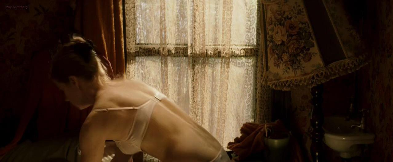 Amy Adams sexy - Leap Year (2010)