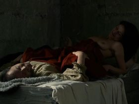 Nathalie Blanc nude - La commanderie s01e04 (2010)