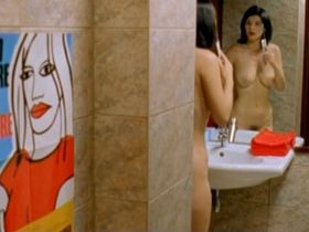 Ludmila Ruoso nude, Chloу Berthier nude - Nue comme un verre (2003)