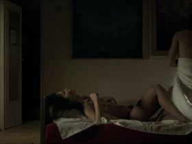 Agnieszka Michalska nude, Alicja Karluk nude - Ostatnia Rodzina (2016)