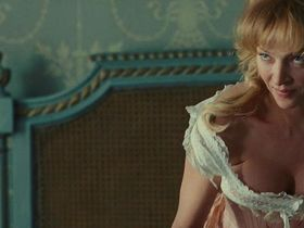 Uma Thurman sexy - Bel Ami (2012)