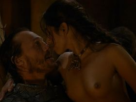 Sahara Knite nude - Game of Thrones s02e09 (2012)