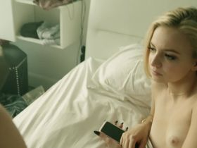 Ludivine Reding nude - Fugueuse s01e07 (2018)