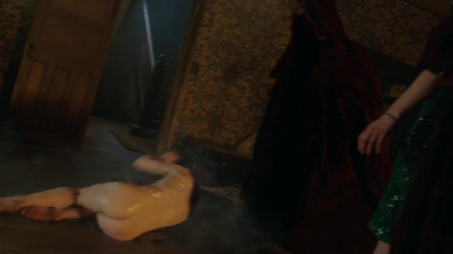 Chelsie Preston Crayford nude - Ash vs Evil Dead s03e09 (2018)