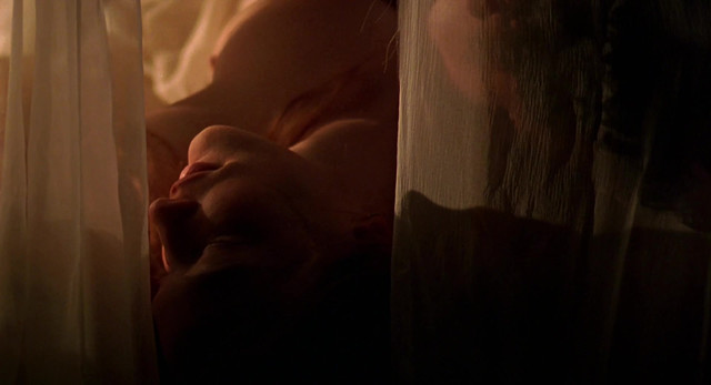 Cate Blanchett nude - Elizabeth (1998)