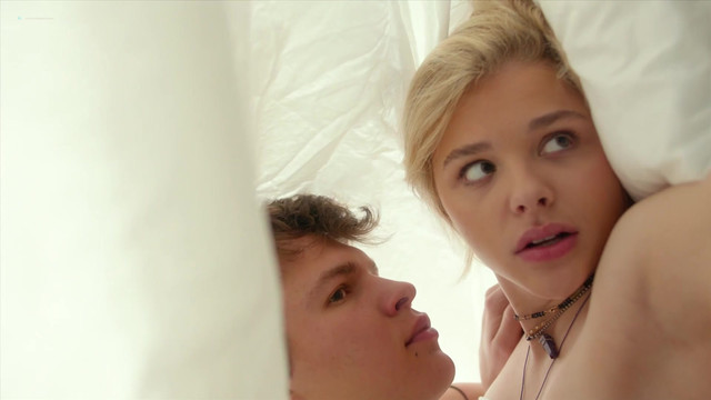 Chloe Grace Moretz sexy - November Criminals (2017)