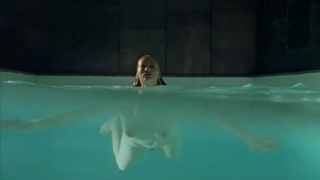 Annika Murjahn nude - Tatort e439 (1999)