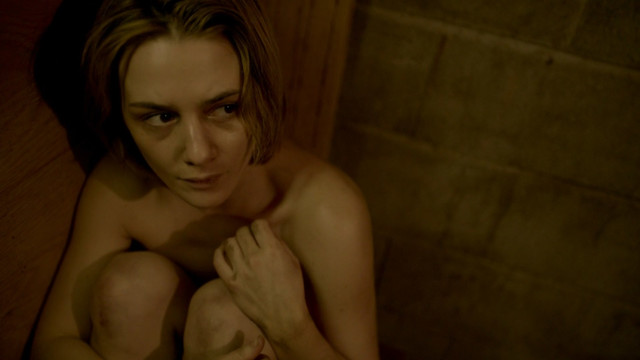 Addison Timlin sexy - The Girl in the Box (2016)