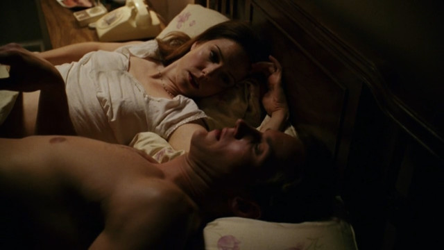 Mary-Louise Parker nude - Angels in America s01e05 (2003)