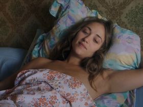 Lilly-Fleur Pointeaux nude - La Vie devant elles s02e04-06 (2017)