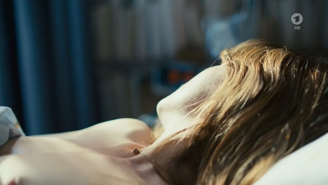 Ina Paule Klink nude - Der Zurich-Krimi s01e06 (2019)