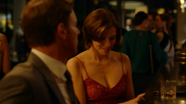 Lauren Cohan sexy - Whiskey Cavalier s01e01 (2019)