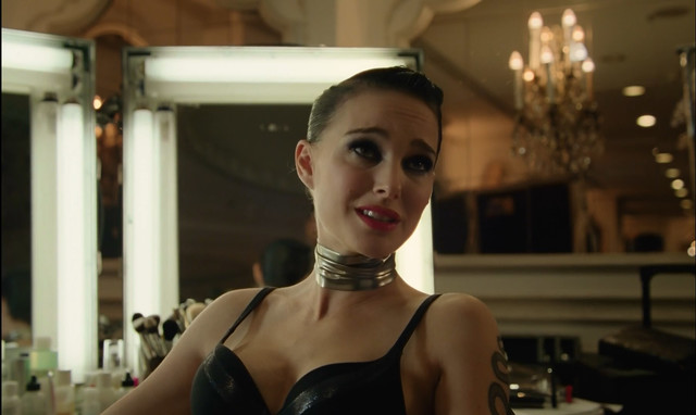 Natalie Portman sexy - Vox Lux (2018)