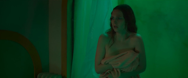 Clare Durant nude - Animas (2018)