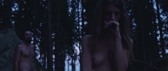 Angelika Olszewska nude - Ty i Ja i Swiat (2015)