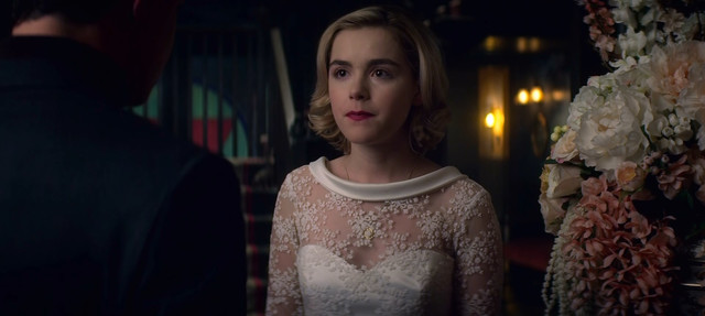 Kiernan Shipka sexy - Chilling Adventures of Sabrina s01 (2018)