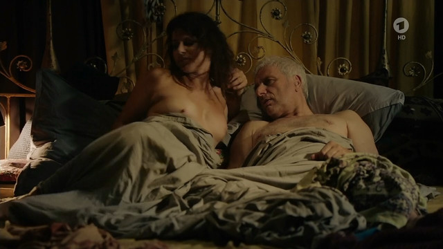 Ellen ten Damme nude - Tatort e1095 (2019)