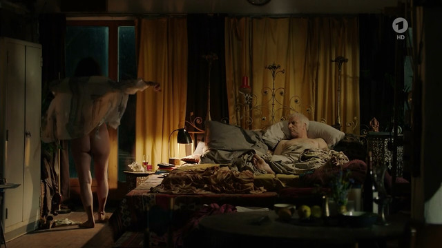 Ellen ten Damme nude - Tatort e1095 (2019)