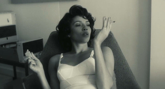 Carmen Ejogo sexy - Born to Be Blue (2015)