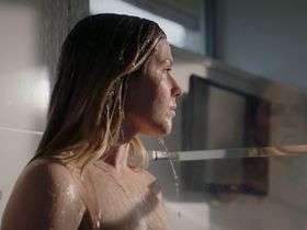 Harriet Dyer sexy - The InBetween s01e01 (2019)