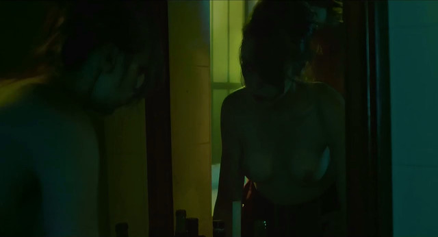 Lucie Aron nude - Absinth (2016)