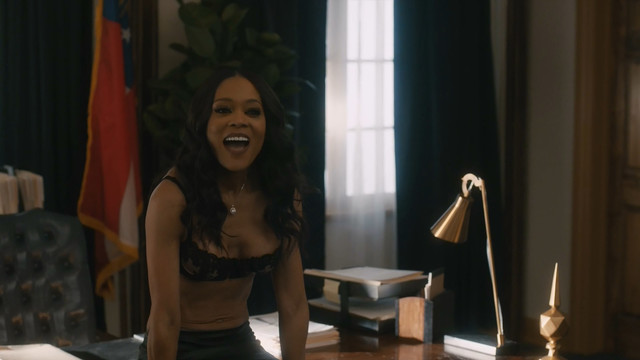 Robin Givens sexy - Ambitions s01e10 (2019)