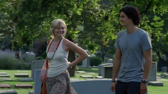 Kirsten Dunst sexy - Elizabethtown (2005)