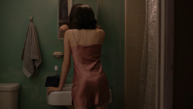 Julia Goldani Telles sexy - The Affair s05e04 (2019)