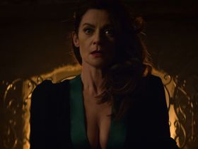 Michelle Gomez sexy - Chilling Adventures of Sabrina s01e05-07 (2018)