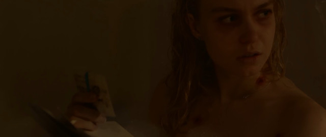 Penelope Mitchell sexy - Gnaw (2017)