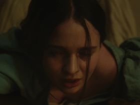 Aisling Franciosi sexy - The Nightingale (2018)