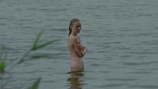 Katarzyna Dabrowska nude - Sprawiedliwy (2015)