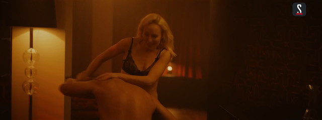 Ekaterina Malikova sexy - V kletke s01e01 (2019)