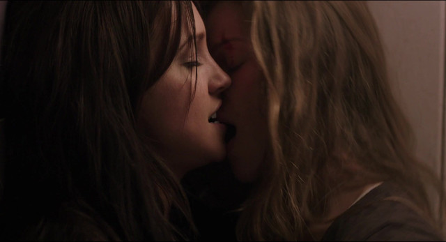 Katie Cassidy sexy, Tracy Spiridakos sexy - Kill For Me (2013) HD