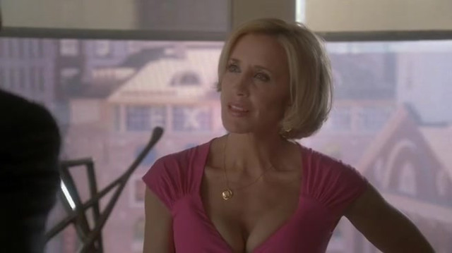 Felicity Huffman sexy - Desperate Housewives s06e04 (2009)