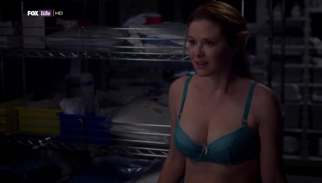 Sarah Drew sexy - Greys Anatomy s11e16 (2014)