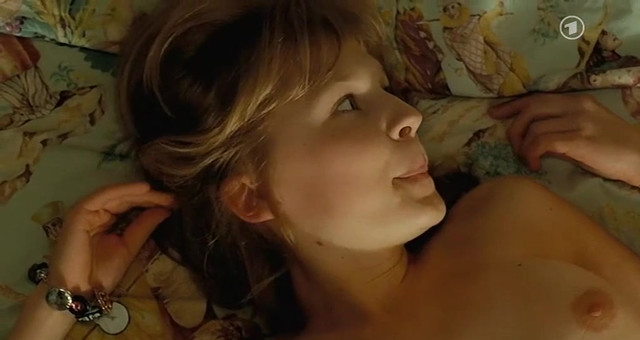 Clemence Poesy nude - Olgas Sommer (2002)