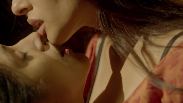 Priya Bapat sexy, Pavleen Gujral sexy - City of Dreams s01e05 (2019)