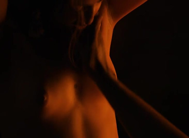 Radhika Apte nude - Parched (2015)