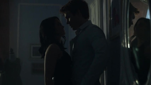 Camila Mendes sexy - Riverdale s01e12, e13 (2017)